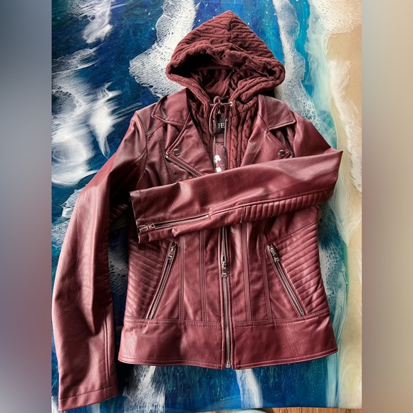 SALE! BUYorBUNDLE! Guess NEW Bordeaux FauxLeatherJacket zipsweater&hoodliner SzM - Picture 1 of 15